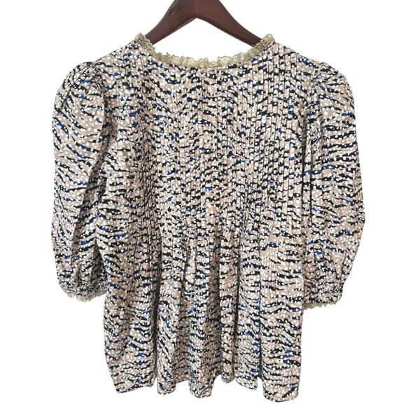 HUNTER BELL Mia Puff Sleeve Blouse Lace Trim Snowy Animal Printed Top Sz Medium - Picture 5 of 8